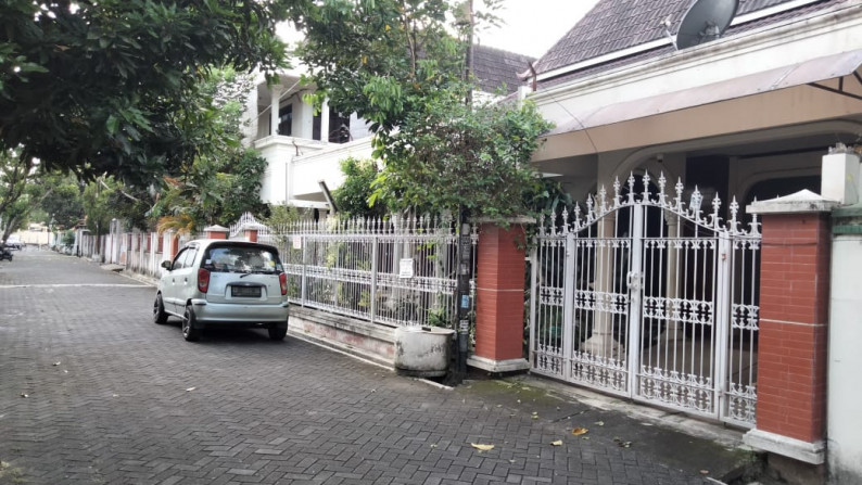 Tanah & bangunan dekat Kampus UNY&UGM yogyakarta