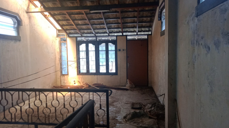 RUKO STRATEGIS, DI KAWASAN WISATA YOGYA,JL AHMAD YANI