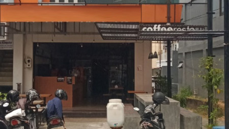 RUKO STRATEGIS 2LANTAI, DI DEMANGAN BARU DEKAT DARI JL LAKSDA ADISUCIPTO
