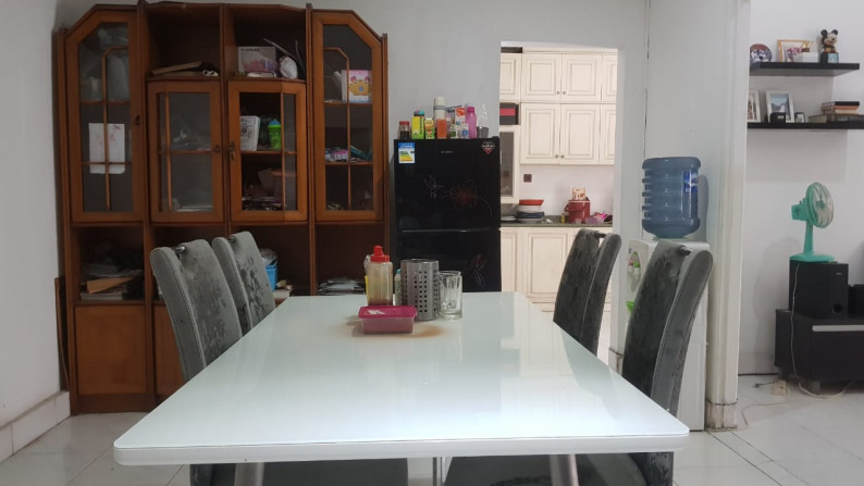 Rumah Siap Huni, Hunian Nyaman dan Strategis @Bintaro