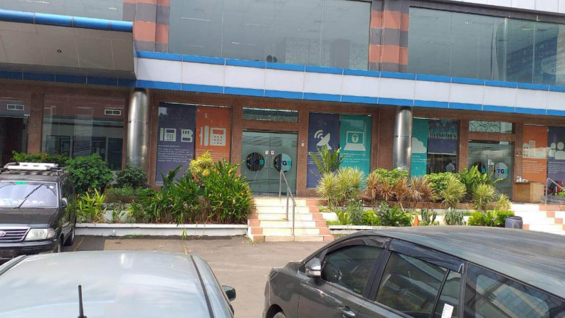 Office Building, Gedung Warung Buncit Raya, Luas 1.932m2