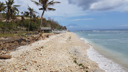 Tanah depan Pantai di Kawasan pariwisata Nusapenida, MURAH !