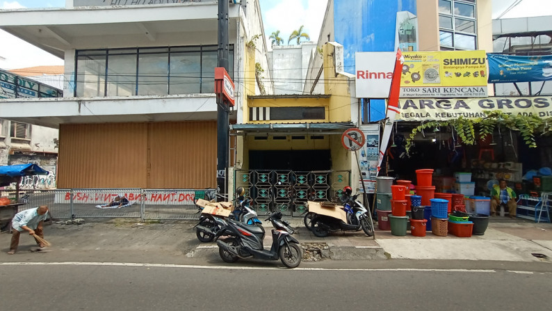 RUANG USAHA TENGAH KOTA DEKAT TOKO PROGO, JL SURYOTOMO, YOGYAKARTA