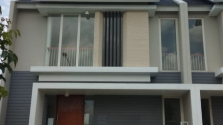 Dijual Rumah di North west Park, Citraland, Surabaya