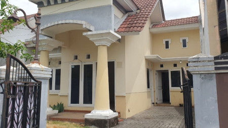 Rumah dijual lokasi Perum Graha Tirta  Waru