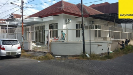 Dijual Rumah Hook di Jl Simpang Darmo Permai Selatan, Surabaya