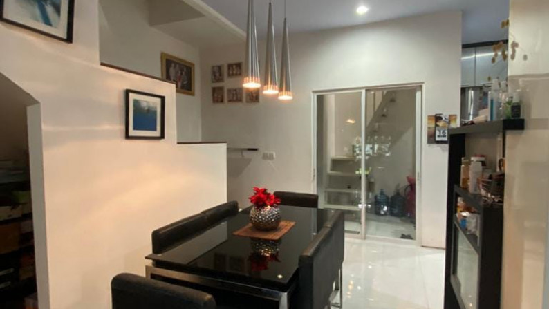 Dijual Rumah Cantik di Kelapa Gading Jakarta Utara