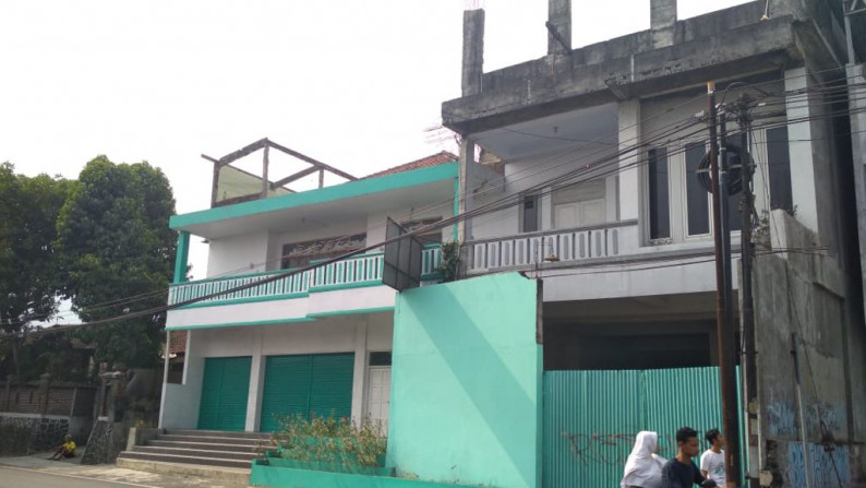 BANGUNAN 3 LANTAI DI JL JAGALAN DEKAT RUMAH SAKIT N-21 GEMILANG, MUNTILAN, MAGELANG