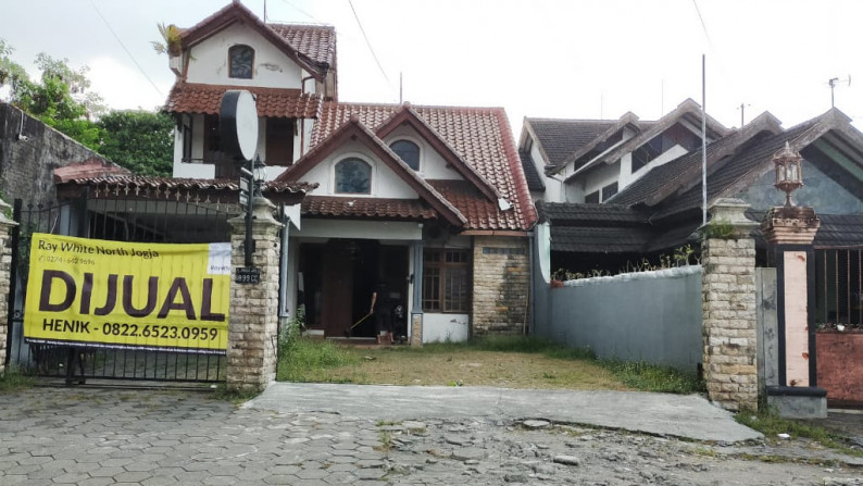 RUMAH TINGGAL UTARA TERMINAL CONCATUR, JL ANGGAJAYA, SLEMAN