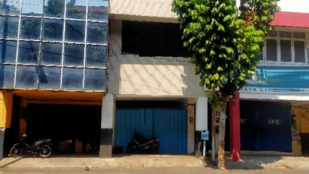 Disewakan Ruko Komersial Area di Jl Kembang Jepun, Surabaya