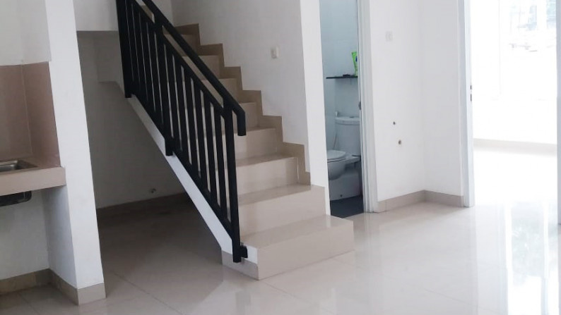 Dijual Rumah Bagus Di Cluster Alida Houve Residence, Ciputat Tangerang Selatan