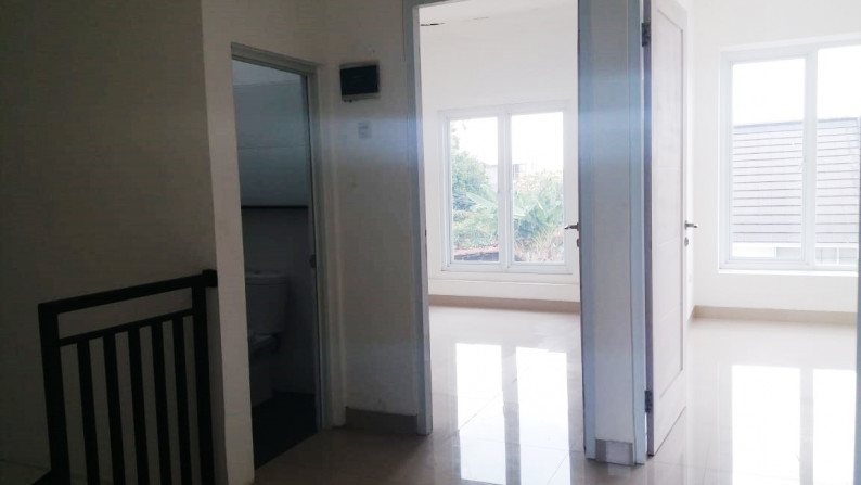 Dijual Rumah Bagus Di Cluster Alida Houve Residence, Ciputat Tangerang Selatan