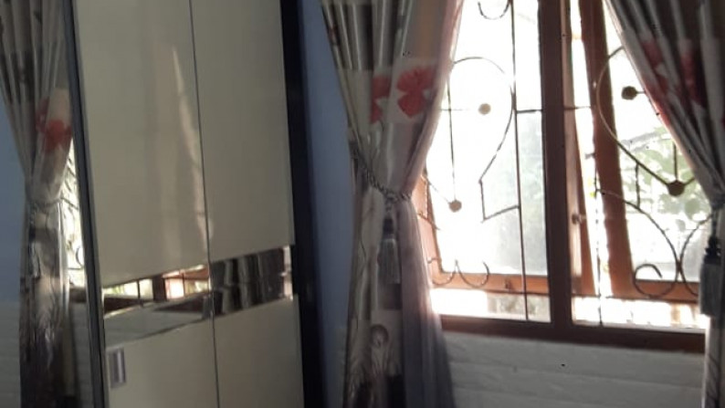 RUMAH TINGGAL DI DALAM PERUMAHAN PREMIUM, AMBARUKMO REGENCY