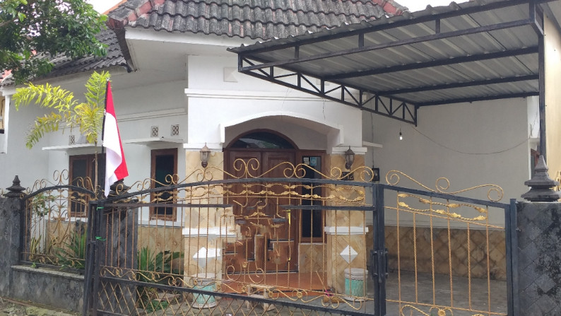 RUMAH TINGGAL DI DALAM PERUMAHAN PREMIUM, AMBARUKMO REGENCY