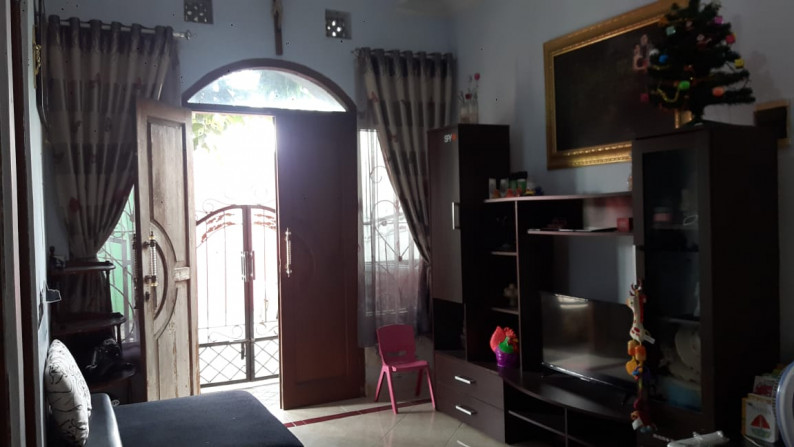 RUMAH TINGGAL DI DALAM PERUMAHAN PREMIUM, AMBARUKMO REGENCY