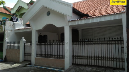 Disewakan Rumah di Babatan Indah, Wiyung, Surabaya