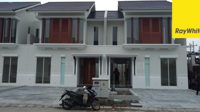 Disewakan Rumah 2 lantai di Grand Harvest Kebraon, Surabaya