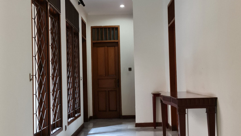 Jual Rumah di Tanah Kusir Lingkungan Nyaman