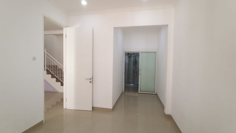 Rumah dijual Taman Mutiara Pakuwon City Surabaya