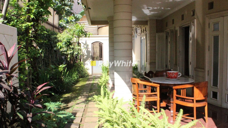 For Sale: Rumah Bagus Siap Modern Classic Style Di Rempoa