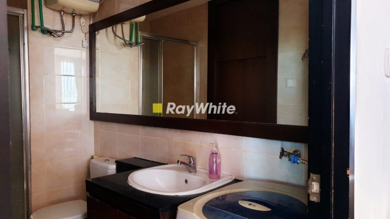 2 BR - Apartemen Essence Darmawangsa, Furnished