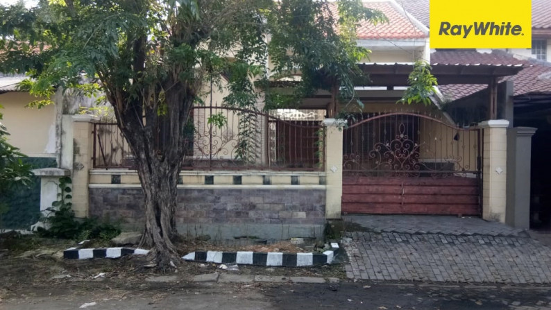 Dijual Rumah 2 lantai di Jl Ketintang Selatan, Surabaya
