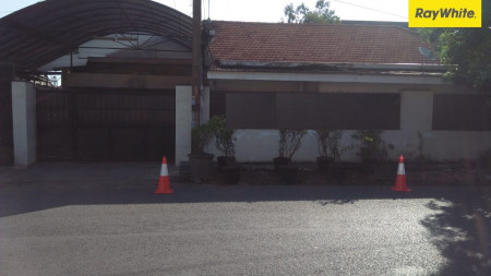 Dijual Rumah di Jalan Tanjung Torawitan, Surabaya