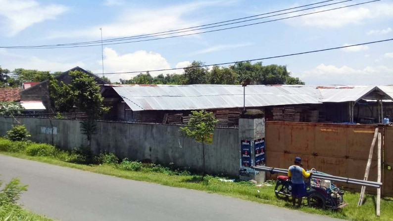 Gudang di Ds.Bukur, Kec.Patian Rowo, Kab.Nganjuk, ada 2 Sertifikat, cocok untuk usaha UMKM, dsb