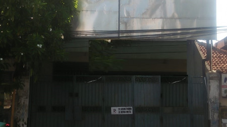Ruko 2 lantai Dijual di Jalan Tambaksari, Surabaya