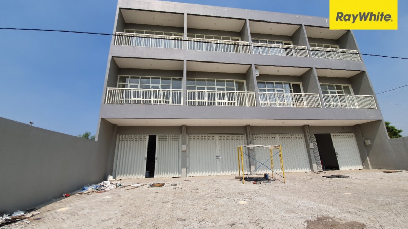 Dijual/Disewakan Ruko 3 lantai di Wiyung Praja, Surabaya