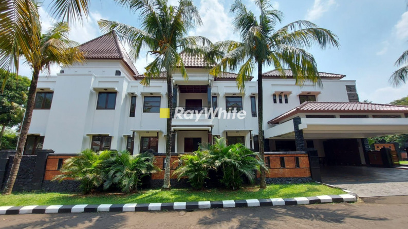 For Sale: Rumah Taman Dalam Komplek Elite Dan Asri Di Pesona Khayangan Depok