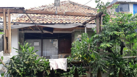 Rumah HITUNG TANAH dan Cocok Untuk Kos-kosan @Menteng Dalam