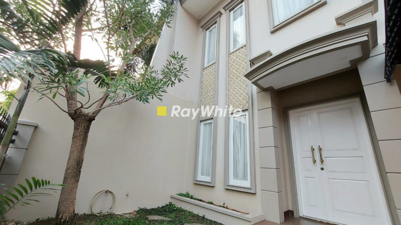 For Sale: Rumah Modern Mediterranean Lokasi Terbaik Dekat Ke Pondok Indah Mall