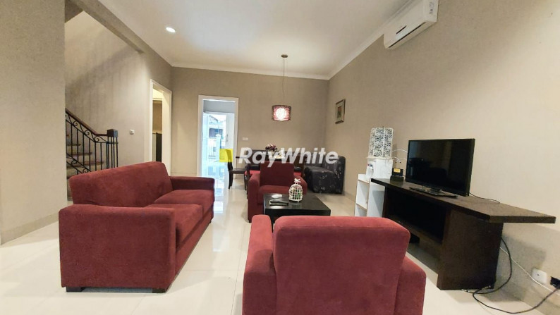 For Sale: Rumah Modern Mediterranean Lokasi Terbaik Dekat Ke Pondok Indah Mall