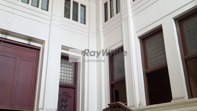 DIJUAL Tanah dan Bangunan di Jalan Kalibesar - Kota Tua - Jakarta