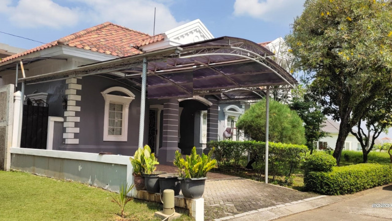 Rumah dalam cluster di Sentul Bogor