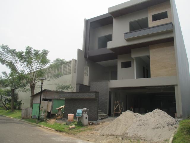 dijual rumah di the spring cluster scarlet, gading serpong, lokasi prima akses mudah, fasilitas umum banyak