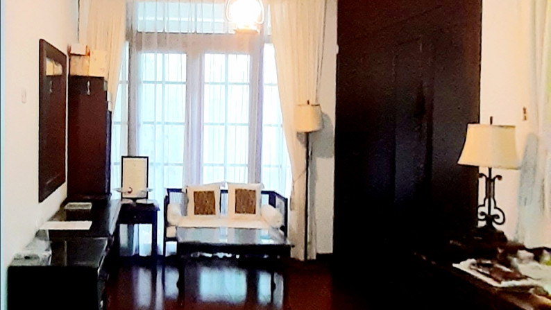 Rumah Klasik Eropa di Villa Cinere Mas, Luas 492m2 Harga 5M Nego, Murah!!! #WWDD