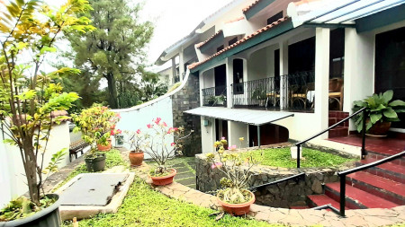 Rumah Klasik Eropa di Villa Cinere Mas, Luas 492m2 Harga 5M Nego, Murah!!! #WWDD