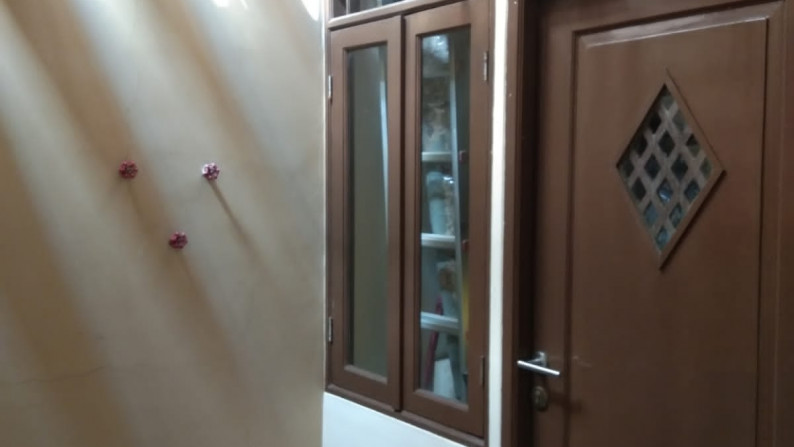 Rumah Siap Huni, Hunian Nyaman dan Asri @Cucur Timur, Bintaro