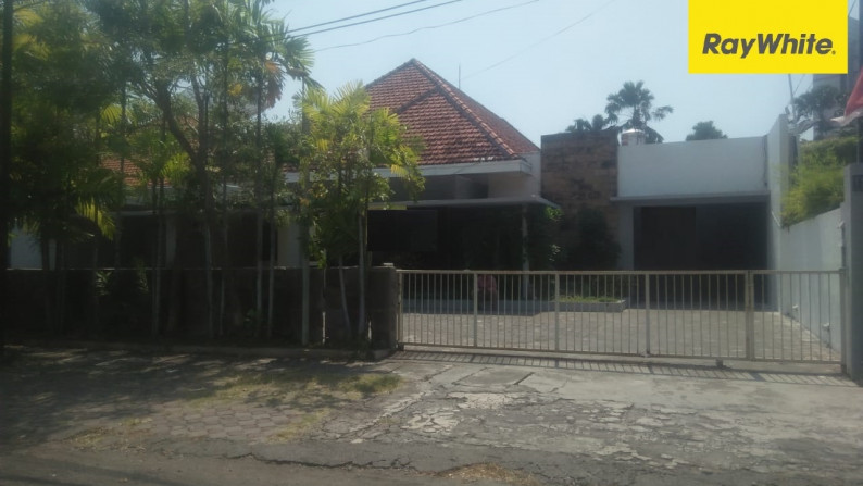 Rumah di Jalan Imam Bonjol, Surabaya Pusat
