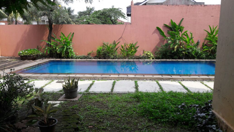 Rumah Siap Huni dan Lokasi Strategis @Jl Adhiyaksa, Lebak Bulus