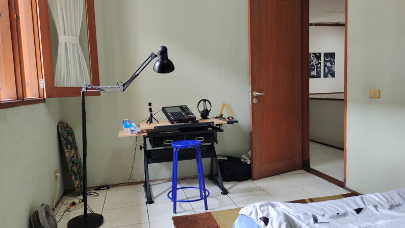 Rumah Siap Huni dan Lokasi Strategis @Jl Adhiyaksa, Lebak Bulus