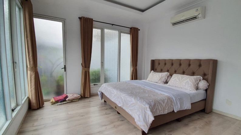Rumah MEWAH, Siap Huni dan Full Furnished @Bali Village, Cipete