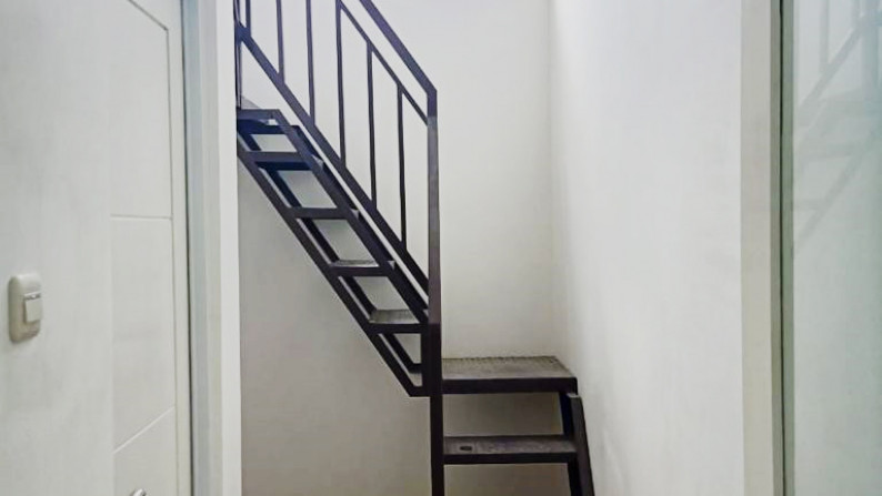 Dijual Rumah Bagus Di Graha Carissa, Graha Raya Bintaro Jaya