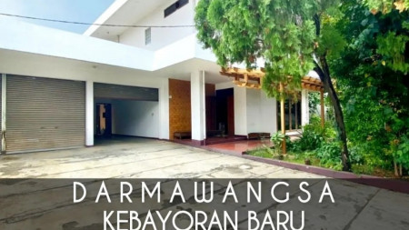 RUMAH DI DHARMAWANGSA X, KEBAYORAN BARU, BENTUK TANAH KOTAK, JALAN 2 ARAH, LEBAR DEPAN 23 METER, SHM