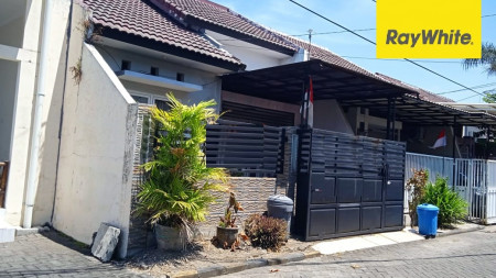 Rumah di Menteng Regency, Surabaya Barat