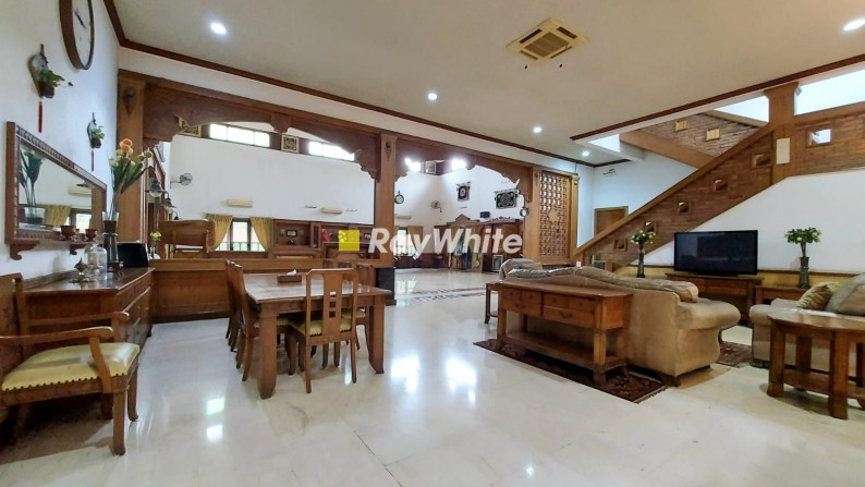 For Sale: Rumah Ethnic Style Di Kawasan Cbd Lenteng Agung