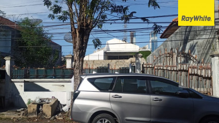 Dijual Rumah di Dharmahusada Indah Barat, Surabaya