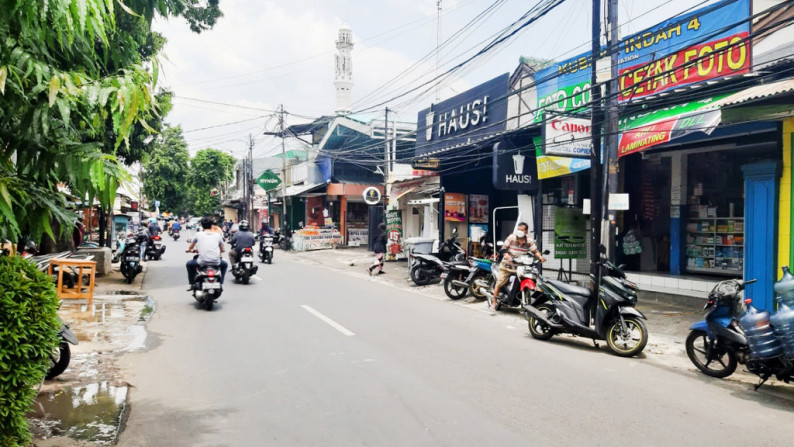 Dijual Rumah Di Jl Jl Masjid Darul Falah, Petukangan Utara DKI Jakarta